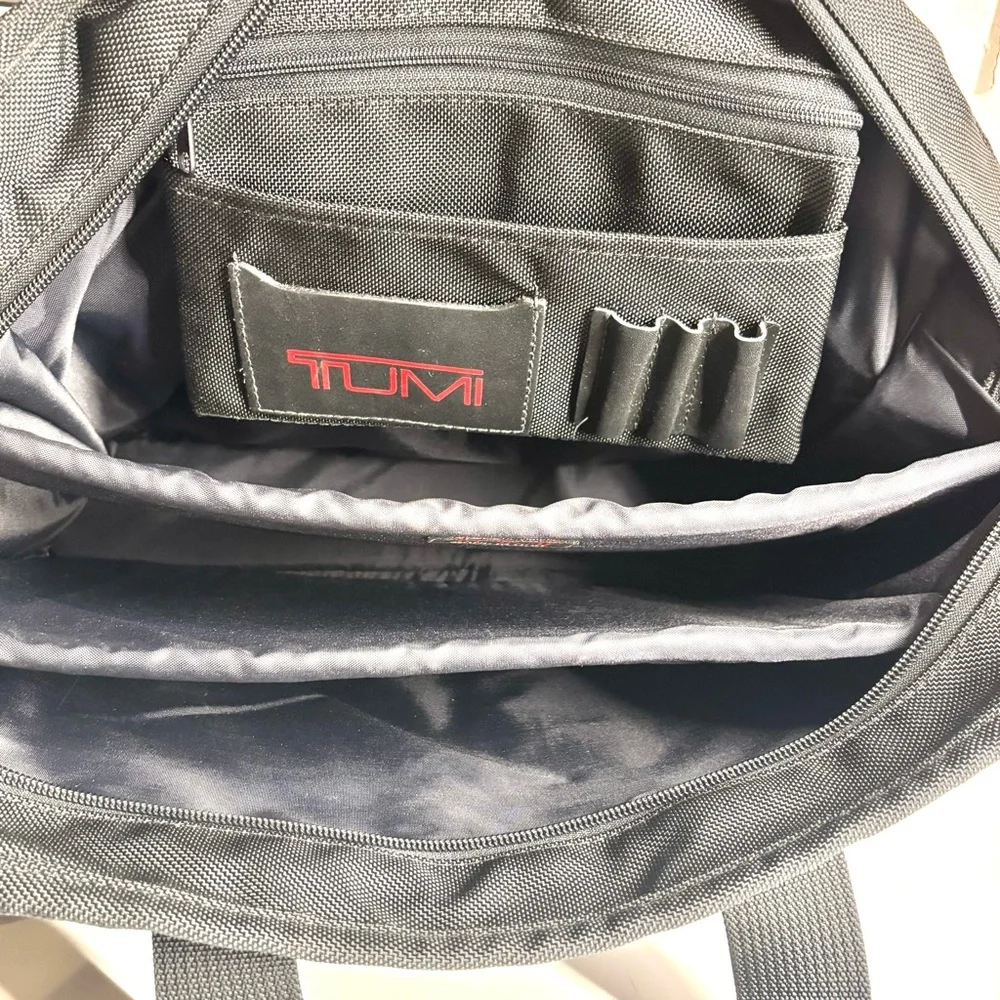 Tumi excellent like